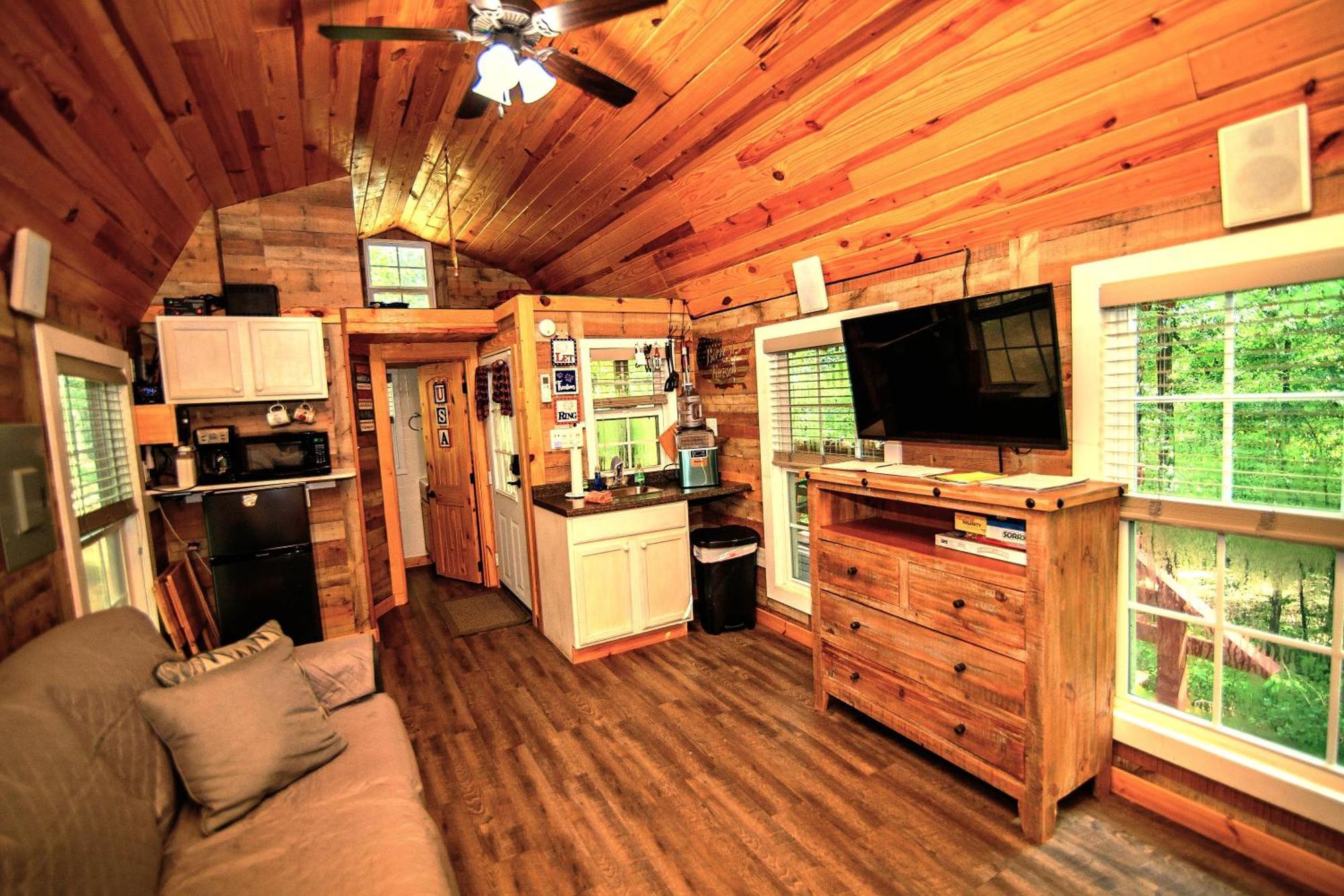 The Americana - Parker Creek Bend Cabins マーフリーズボロ エクステリア 写真