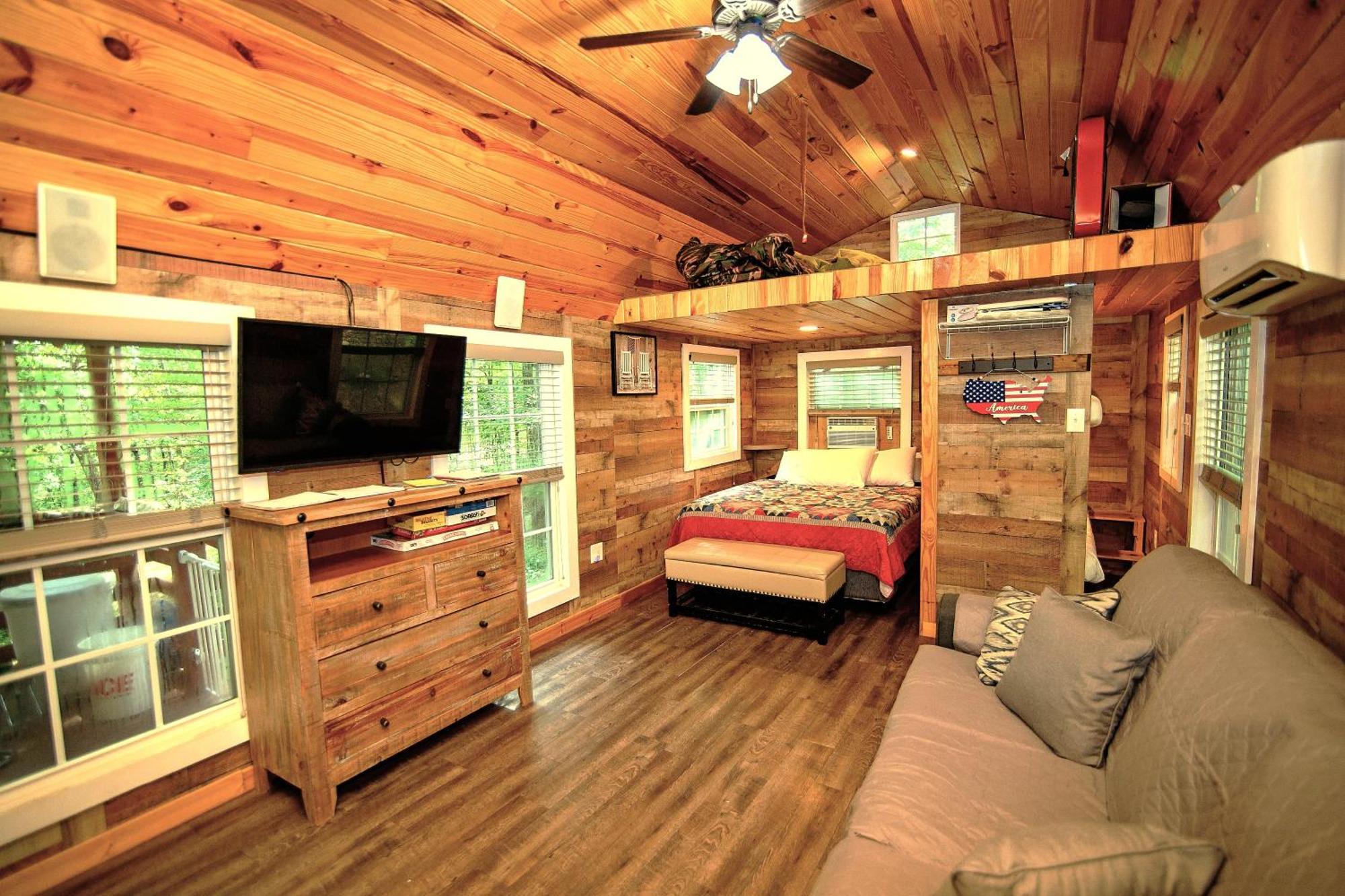 The Americana - Parker Creek Bend Cabins マーフリーズボロ エクステリア 写真